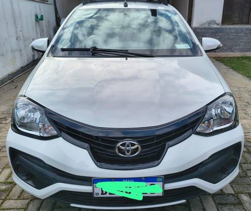TOYOTA ETIOS 1.5 X PLUS SEDAN 16V FLEX 4P MANUAL